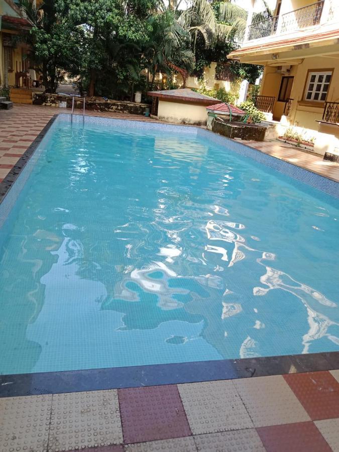 Saldanha Palms 1 Candolim Exterior foto